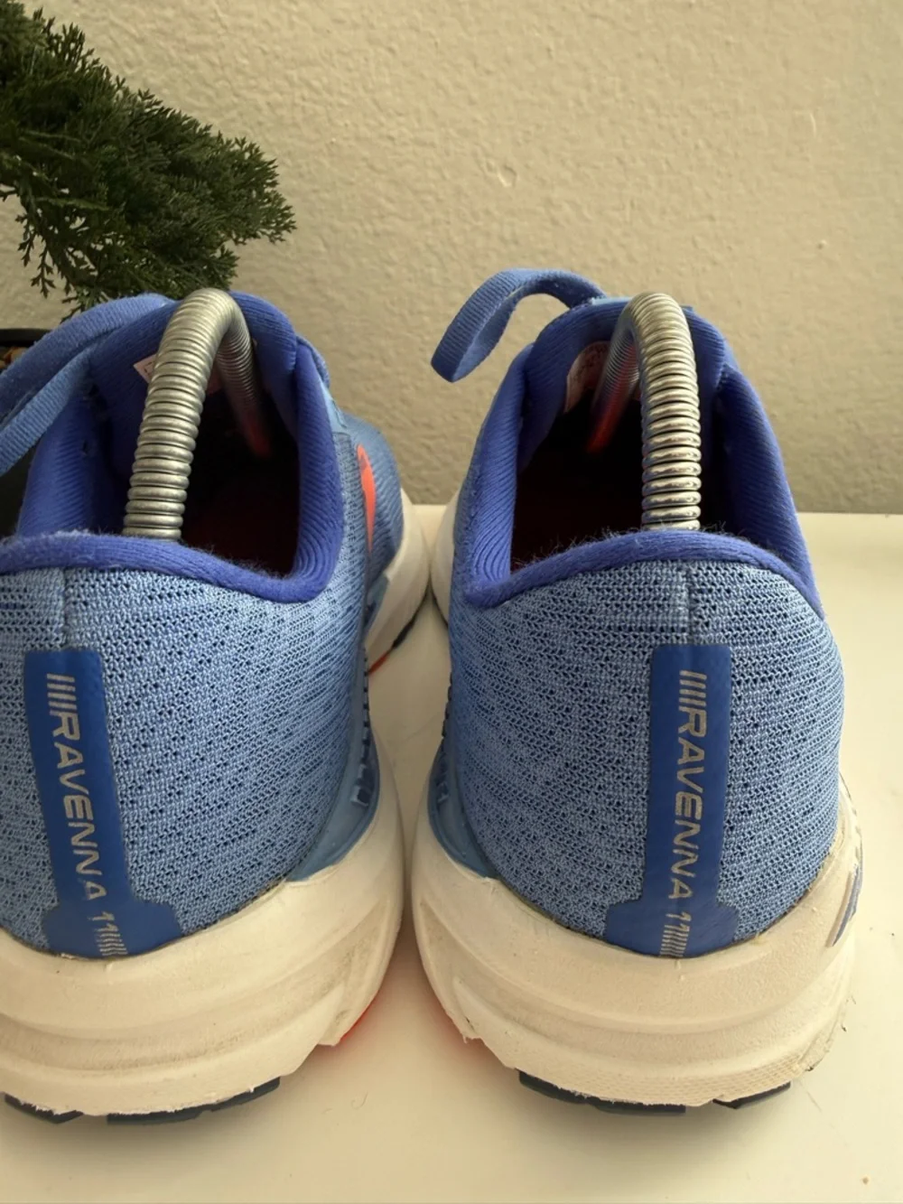 Brooks Ravenna 11 Running Shoes in Periwinkle Blue with Coral Logos - Picture 4 of 8